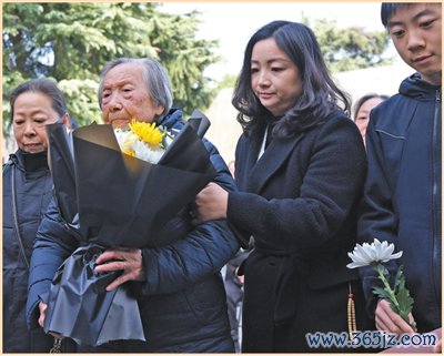 弗成忘却的伤痛与铁证——访南京大屠杀幸存者夏淑琴